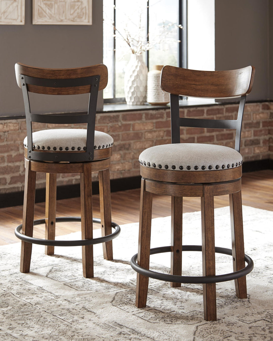 Valebeck - Full Back Swivel Stool – alternate view 5