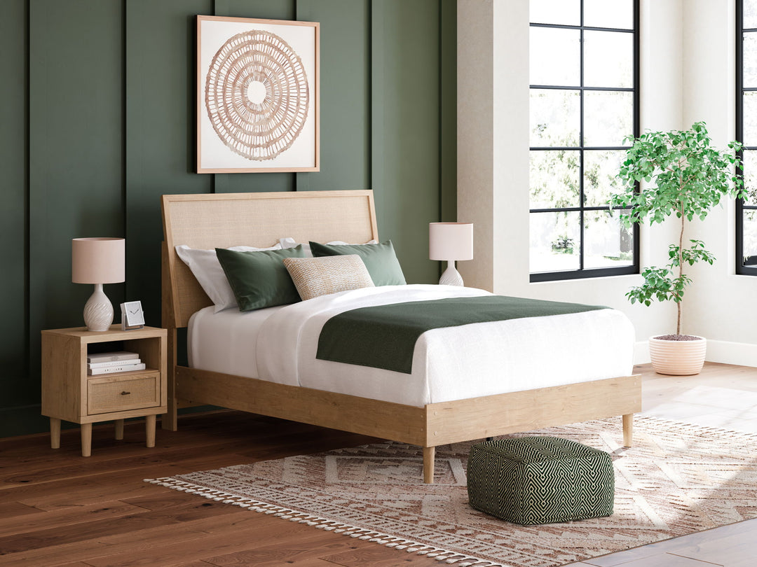 Cielden - Panel Bed – alternate view 3