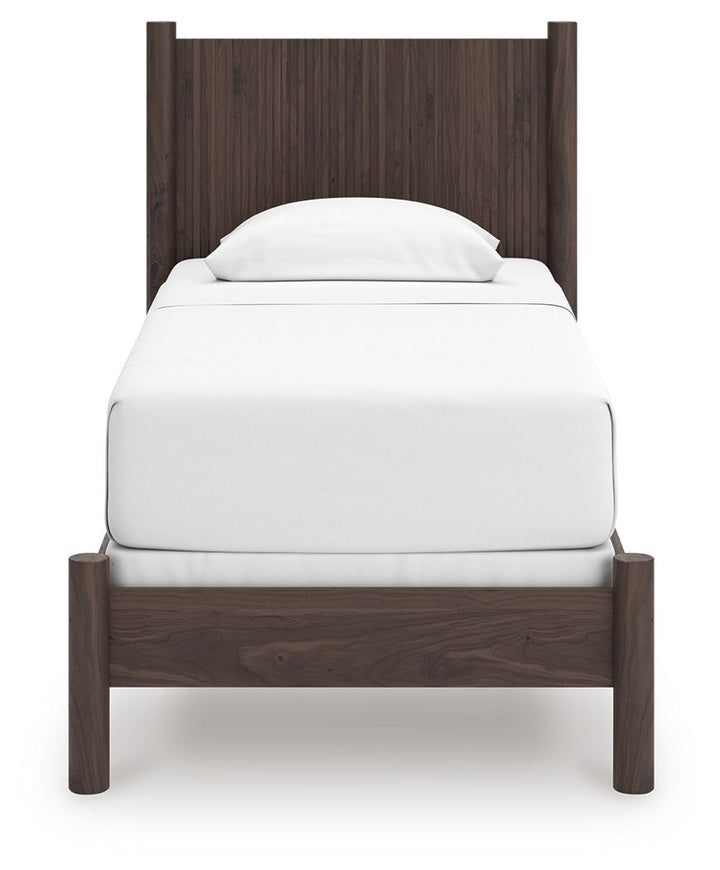 Pamytta - Panel Bedroom Set