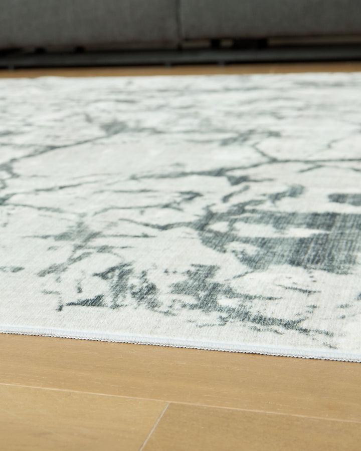 Tobinbury - Washable Rug